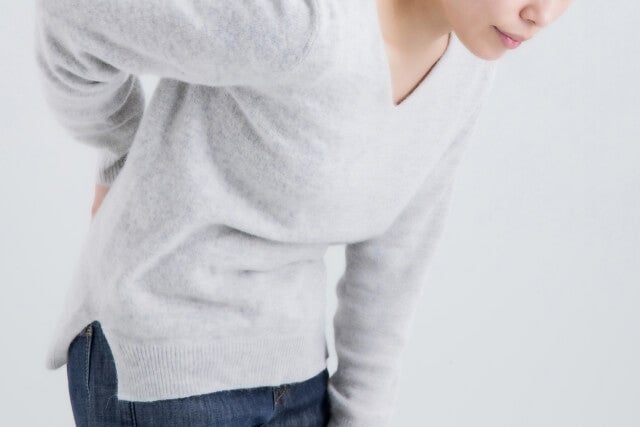 女性ホルモン「エストロゲン」減少で「腰椎変性すべり症」に注意